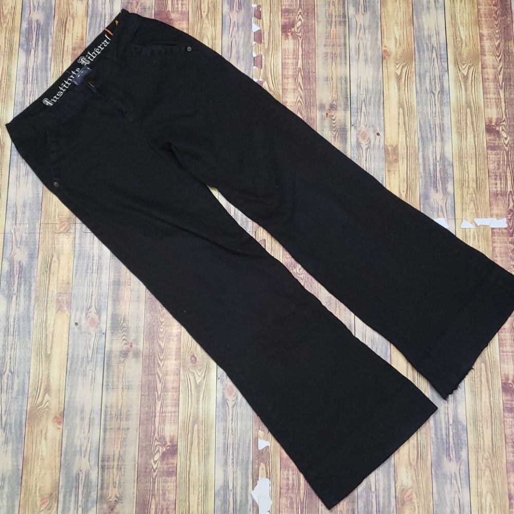 INSTUTUTE LIBERAL WOMEN'S FLARE JEANS SIZE 4